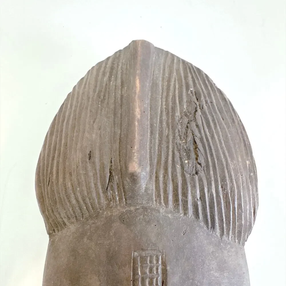 HAND-CARVED AFRICAN WOODEN BAULE PORTRAIT MASK WALL HANGING MBLO COTE D'IVOIRE